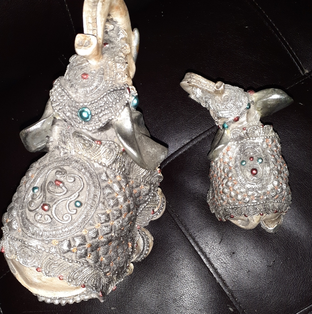 Elephant Set! - Picture 3 of 3